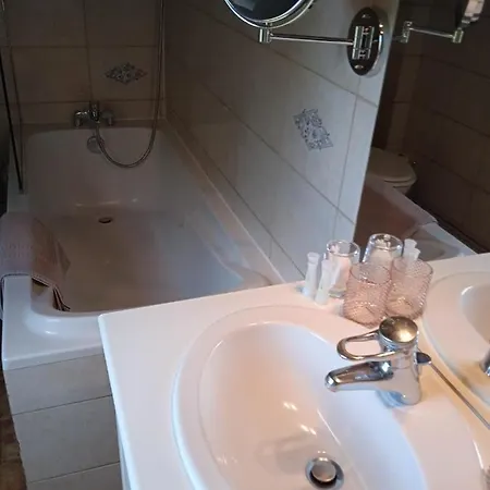 D'hotes Entre Deux Rives 4* Honfleur