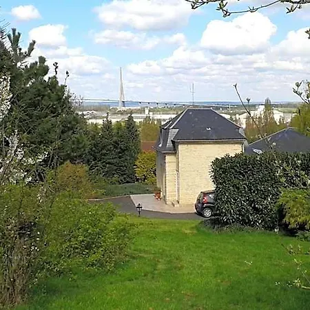 D'hotes Entre Deux Rives 4*