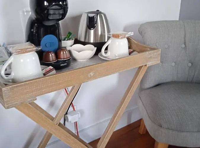 D'hotes Entre Deux Rives Bed and Breakfast 4*